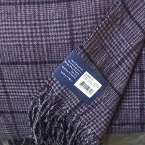 Kohls purple Scarf. New with tags!